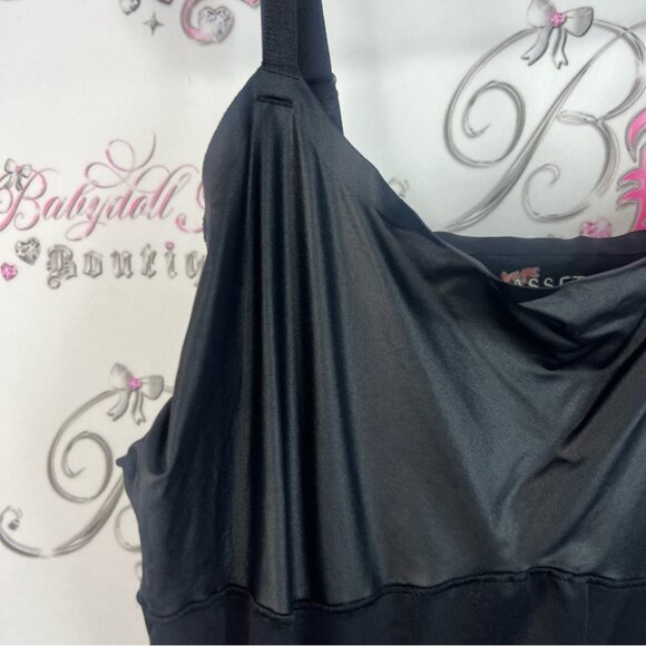 Love your assets tank top black shiny shimmer Chic Black Camisole Top - Picture 10 of 15